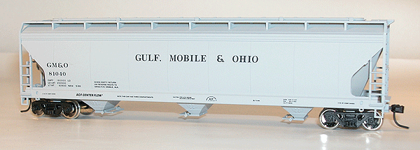 Accuready(TM) 47' ACF 3-Bay Center Flow Covered Hopper Assembled -- Gulf, Mobile & Ohio