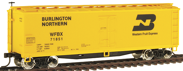 Accuready(TM) 40' Wood Reefer - Assembled -- Burlington Northern
