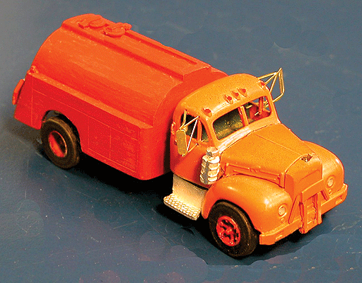Mack B61 Universal Tractor -- 2-Axle Fuel/Water Tanker