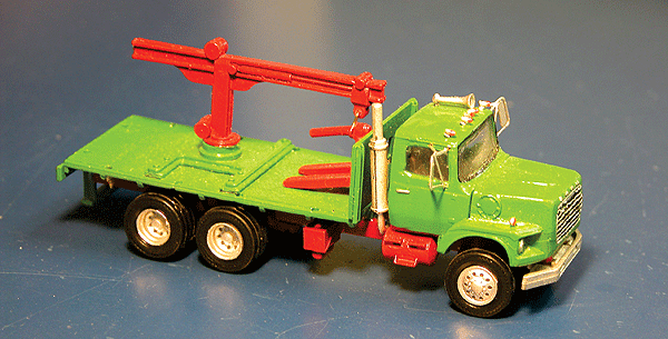 Truck Ford -- LS 9000 Boom/Block Truck