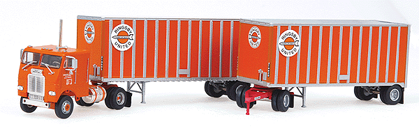 Ready-To-Roll(tm) Freightliners w/2 28' Trailers -- Ringsby United