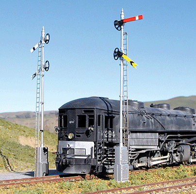 Lower Quadrant Semaphore Signal Nonoperating Kits -- Unpainted pkg(2)