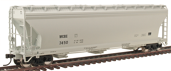 ACF(R) 4650 3-Bay Centerflow Covered Hopper - Post-1971 Body -- Farmland Industries #7450 (gray, black)
