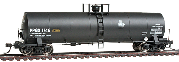 Master(TM) ACF 17,360-Gallon Tank Car - Ready to Run -- PPGX #1746 (black, No Logo)