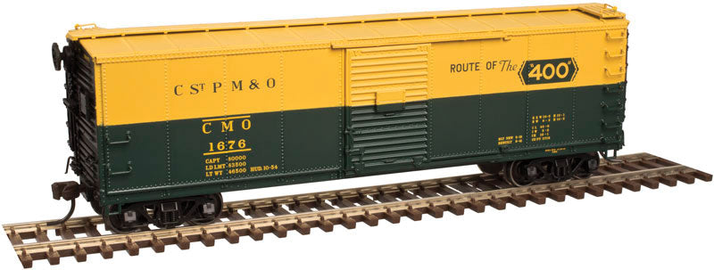 USRA Steel Rebuilt Boxcar - Ready to Run - Master(R) -- Chicago & North Western CMO #1676 (yellow, green)
