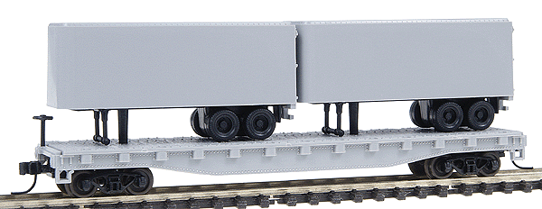 Piggyback Flatcar w/2 Trailers -- Undecorated