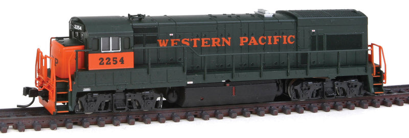 GE U23B Low Nose w/Blomberg Trucks - Standard DC - Master -- Western Pacific #2254 (green, orange, Roadnumber in Orange Band on Cab)