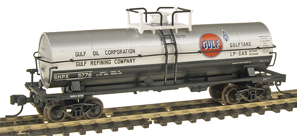 ACF 11,000 Gallon Tank Car - With Dome Platform - Assembled -- Gulf Oil Corp. (SHPX) #5776 (black, silver, orange, white)
