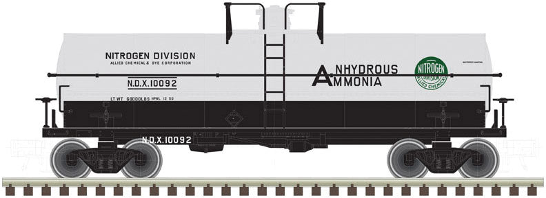 ACF 11,000-Gallon Tank Car with Platform - Ready to Run - Master(R) -- Allied Chemical NDX #10090 (white, black, green)