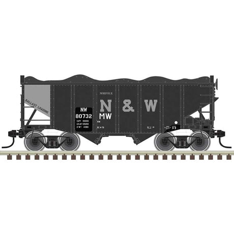 55-Ton Fishbelly Hopper with Load - Ready to Run -- Norfolk & Western #80725 (MOW, black, white)