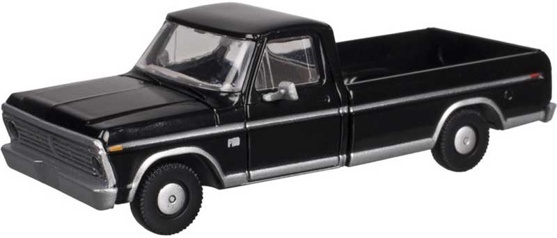 1973 Ford(R) F-100 Pickup Truck 2-Pack - Assembled -- Raven Black