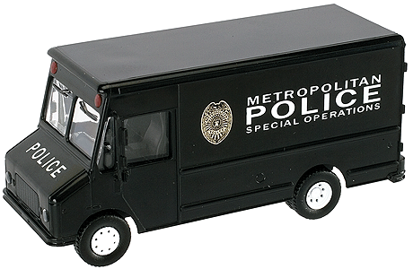 Atlas Masterpiece Automotive Replicas(R) American Walk-In Van -- Police Van (Paint Scheme to match Main Street Motors(TM) Police Car #99087200)