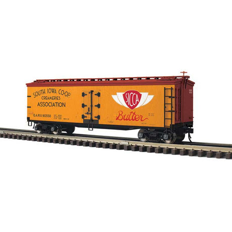 40' Wood Reefer - 2-Rail - Ready to Run - Master(R) -- South Iowa CoOp Creameries GARX (yellow, Boxcar Red, red, white)