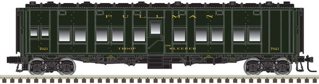 Troop Sleeper - 3-Rail - Ready to Run -- Pullman (Pullman Green)