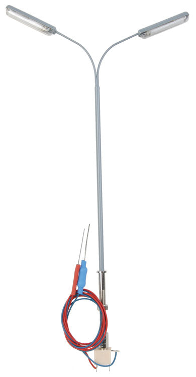 Double Extension Street/Parking Lot Light