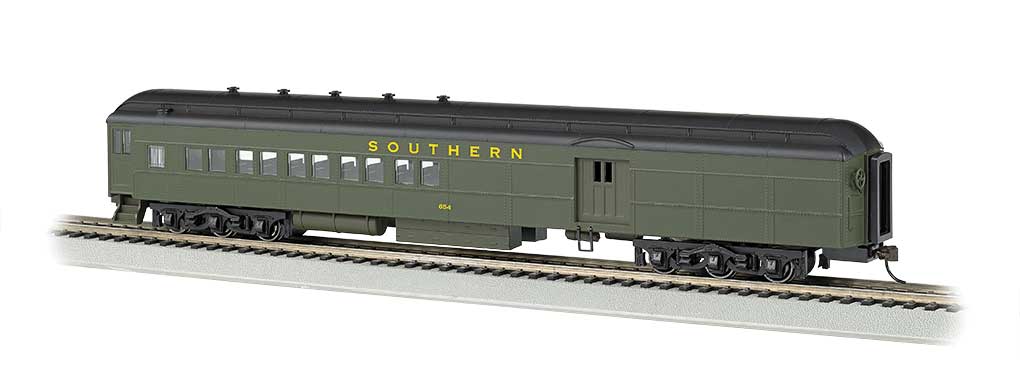 72' Heavyweight Combine w/2-Window Door - Ready to Run -- Southern Railway #654