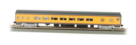 85' Smooth-Side Coach w/Lights - Ready to Run -- Union Pacific