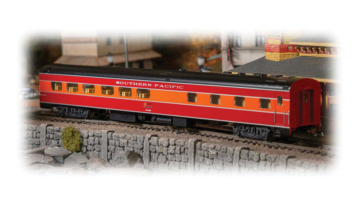 85' Smooth-Side Diner - Ready to Run -- Southern Pacific 10267 (Daylight, orange, red, black)-2