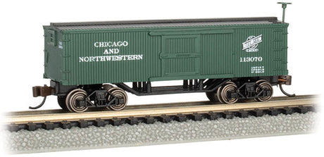 Old-Time Wood Boxcar - Ready to Run -- Chicago & North Western