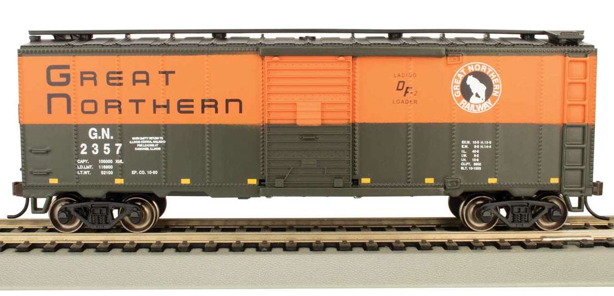 Pullman-Standard PS-1 40' Steel Boxcar - Ready to Run - Silver Series(R) -- Great Northern #2357 (green, orange)-2