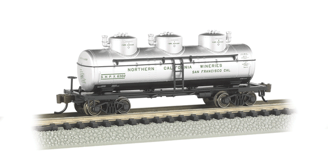 3-Dome Tank Car - Ready-to-Run -- Northern California Wineries (silver)-1