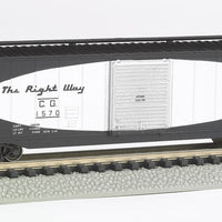 50' Sliding-Door Boxcar w/Roofwalk - Ready to Run -- Central of Georgia #1570 (Football Scheme; blue, silver)