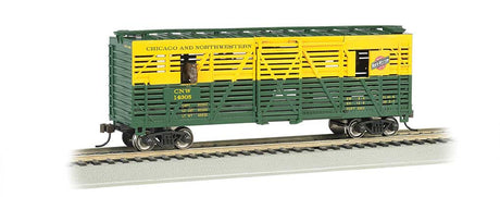 40' Animated Stock Car with Horses - Ready-to-Run -- Chicago & North Western #14305 (yellow, green)