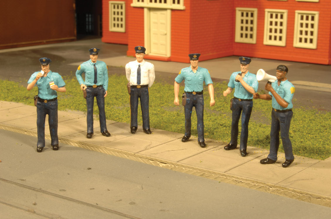 SceneScapes(TM) Figures -- Police Squad Members pkg(6)-2