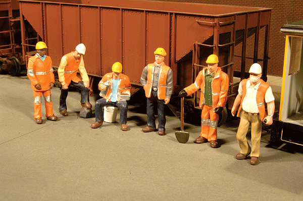 SceneScapes(TM) Figures -- Maintenance Workers pkg(6)-1