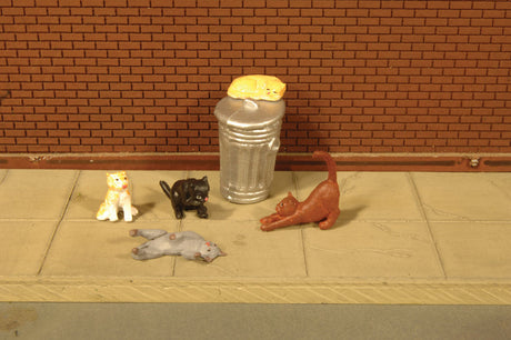 SceneScapes(TM) Figures -- Cats with Garbage Can pkg(6)-2