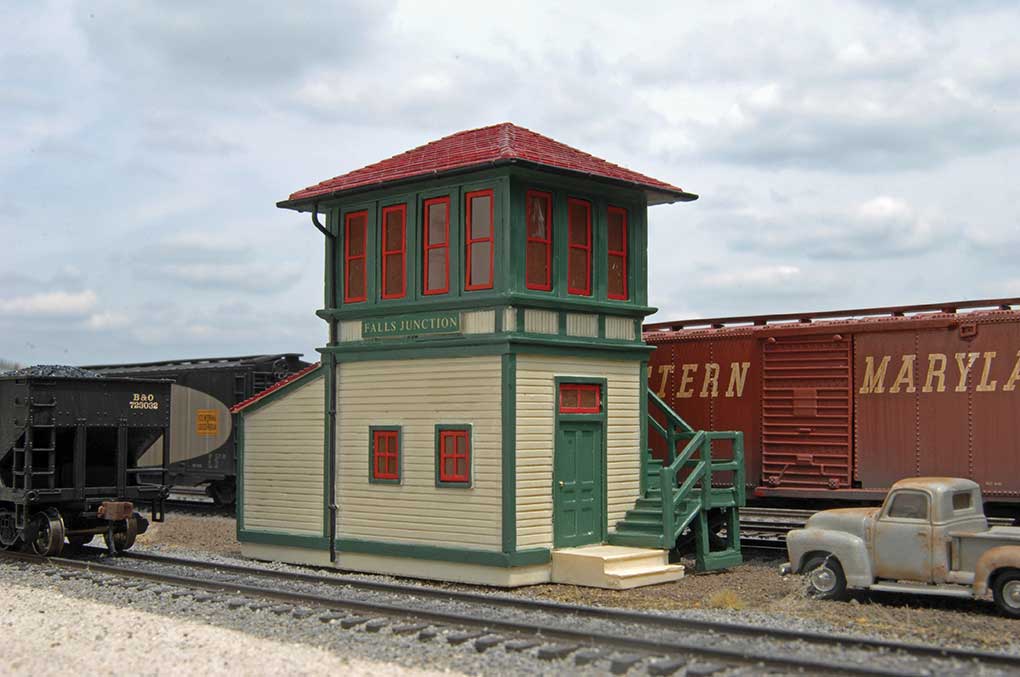 Falls Junction Wood Switch (Interlocking) Tower - Scene Scapes(R) -- 4-1/8 x 2-1/2 x 3-7/8"  10.5 x 6.4 x 9.8cm-2