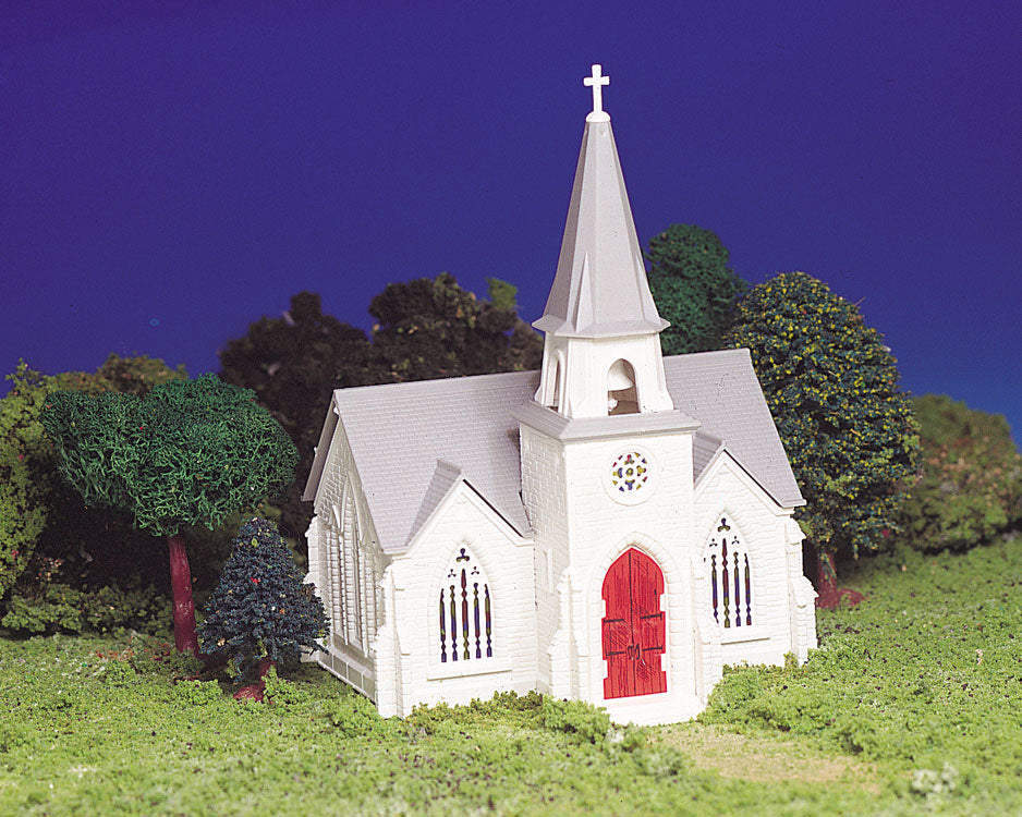 Plasticville U.S.A. - Classic Kit -- Cathedral - 5 x 4-1/2 x 6-1/2"  12.7 x 11.4 x 16.5cm-2