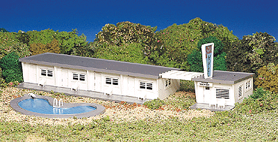 Motel W/Swimming Pool - Plasticville U.S.A.(R) -- Kit - 4-1/8 x 12-3/4"  10.5 x 32.4cm
