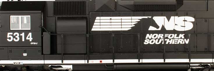 EMD GP38-2 - Standard DC -- Norfolk Southern 5314 (black, white, Horse Head Logo)-2