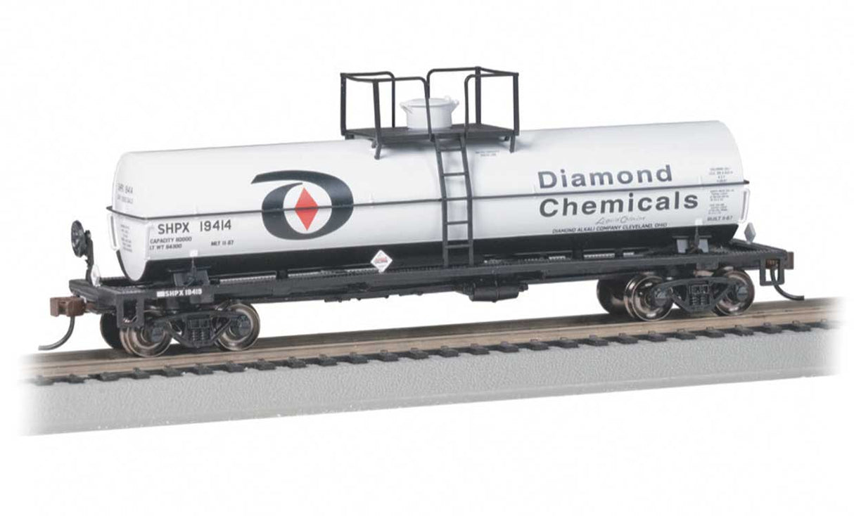 Chemical Tank Car - Ready to Run -- Diamond Chemicals #19414 (Small Dome)