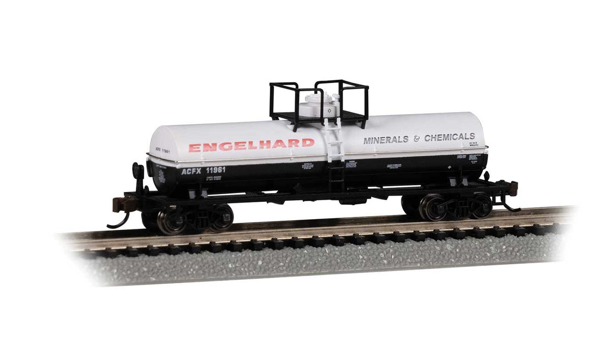 Chemical Tank Car with Large Dome - Ready to Run -- Engelhard #11961 (black, white, red)