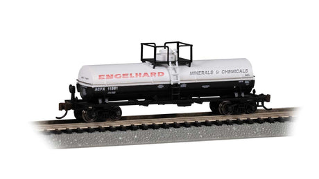 Chemical Tank Car with Large Dome - Ready to Run -- Engelhard #11961 (black, white, red)