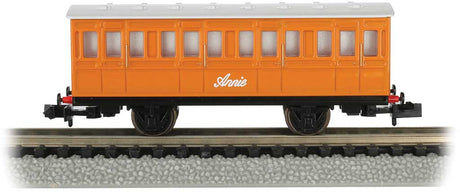 Thomas and Friends(TM) -- Annie the Coach Car (beige)-2