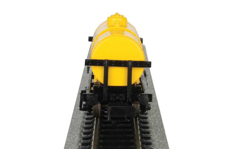 Thomas & Friends - Ready-to-Run -- Fuel Tankcar-4