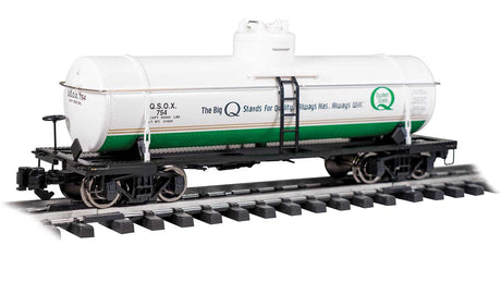 Single-Dome Tank Car - Ready to Run -- Quaker State #754 (white, green, yellow)