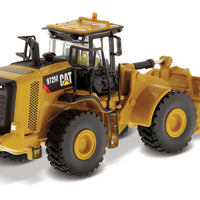 Caterpillar 972M Wheel Loader - Assembled - High Line Series -- Yellow, Black