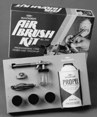 Airbrushes -- Model 200 Airbrush Deluxe Set - Fine