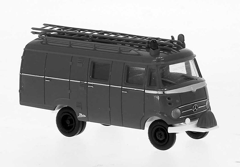 1956 Mercedes-Benz LF319 - Kit -- Undecorated