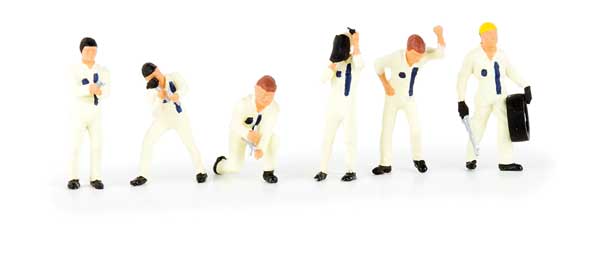 Racing Pit Crew Figure Set -- White Team pkg(6)