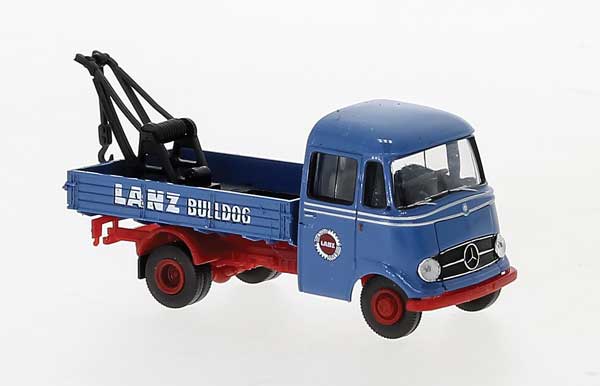 1956-1968 Mercedes-Benz L 319 Low-Side Tow Truck - Assembled - Starmada -- Lanz Bulldog (blue, red, German Lettering)