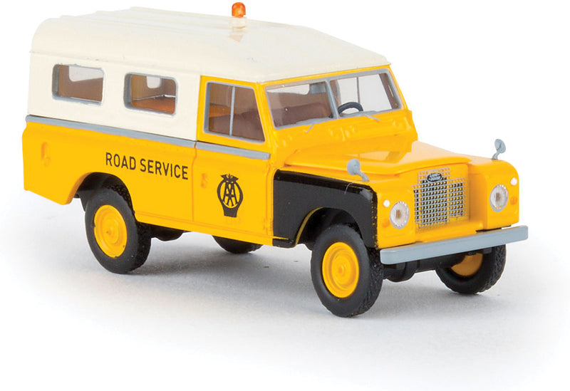 1968-1977 Land Rover 109 Open-Cab Pickup with Cap - Assembled - Starmada(TM) -- AA Road Service (yellow, white)