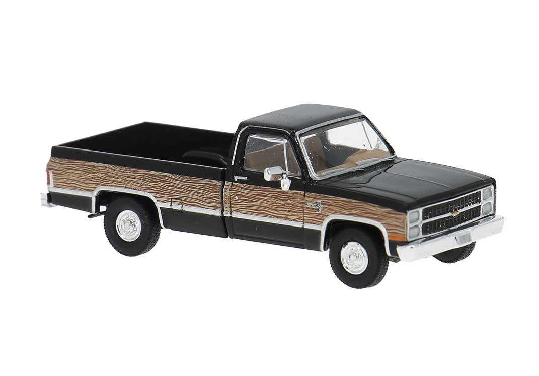 1981 GMC Sierra Grande Pickup Truck - Assembled -- Woody (black, wood brown pattern)