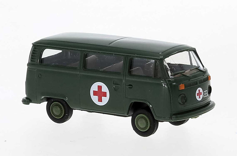 1973-1979 Volkswagen Kombi T2 Passenger Van - Assembled -- German Army (green, Red Cross)