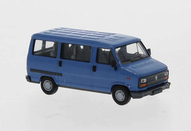 1982 Peugeot J5 Passenger Van - Assembled -- Blue