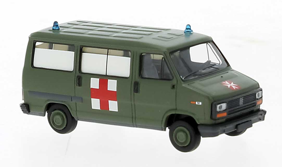 1982 Fiat Ducato Passenger Van Ambulance - Assembled -- Red Cross (green, white, red)